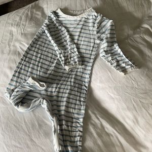 Lemon & loom zipper romper! 6-12 months
